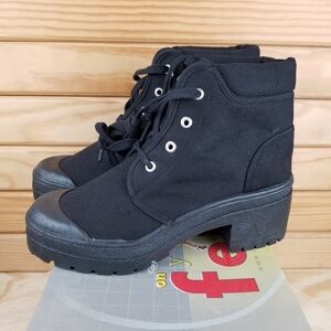 Black Canvas 8.5 US Combat Military Biker Moto Ankle Boots Heeled Lace up NEW